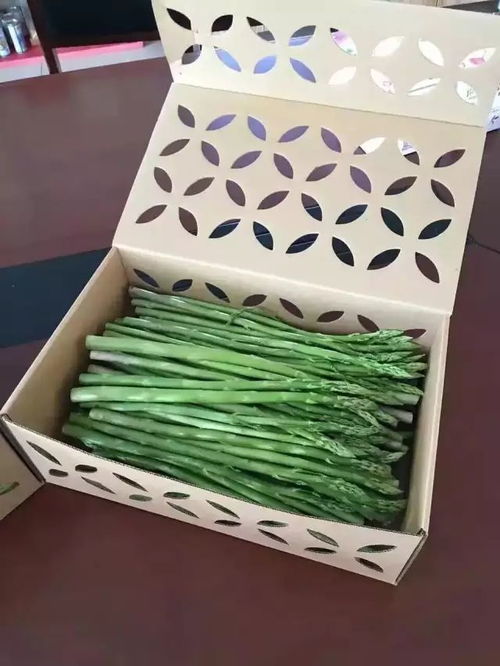 一顆青菜的逆襲 虧錢農(nóng)田里誕生的逗樂(lè)產(chǎn)業(yè)鏈